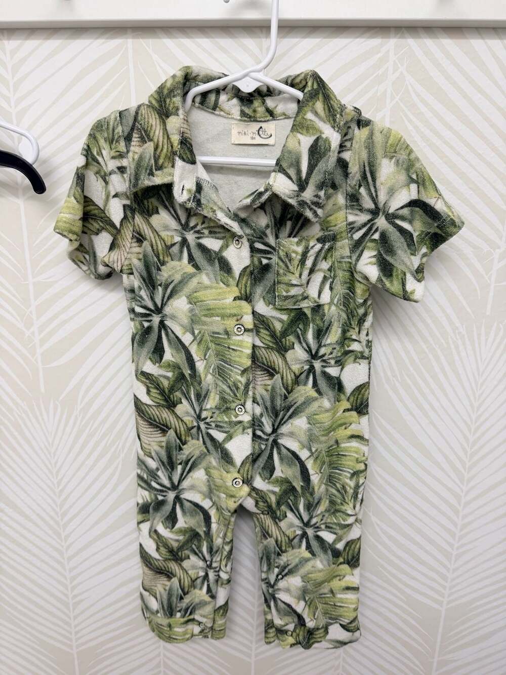 Miki Miette Green Tropical Leaf Print Button-Down Short Sleeve Romper 18m